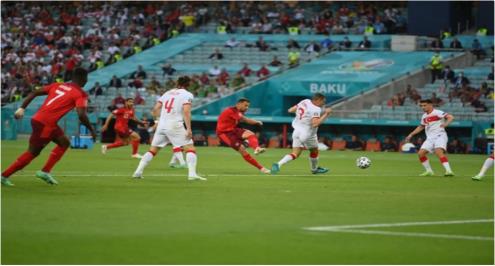 تركيا تعلن إقالة مدربها بعد السقوط بسداسية في تصفيات كأس العالم